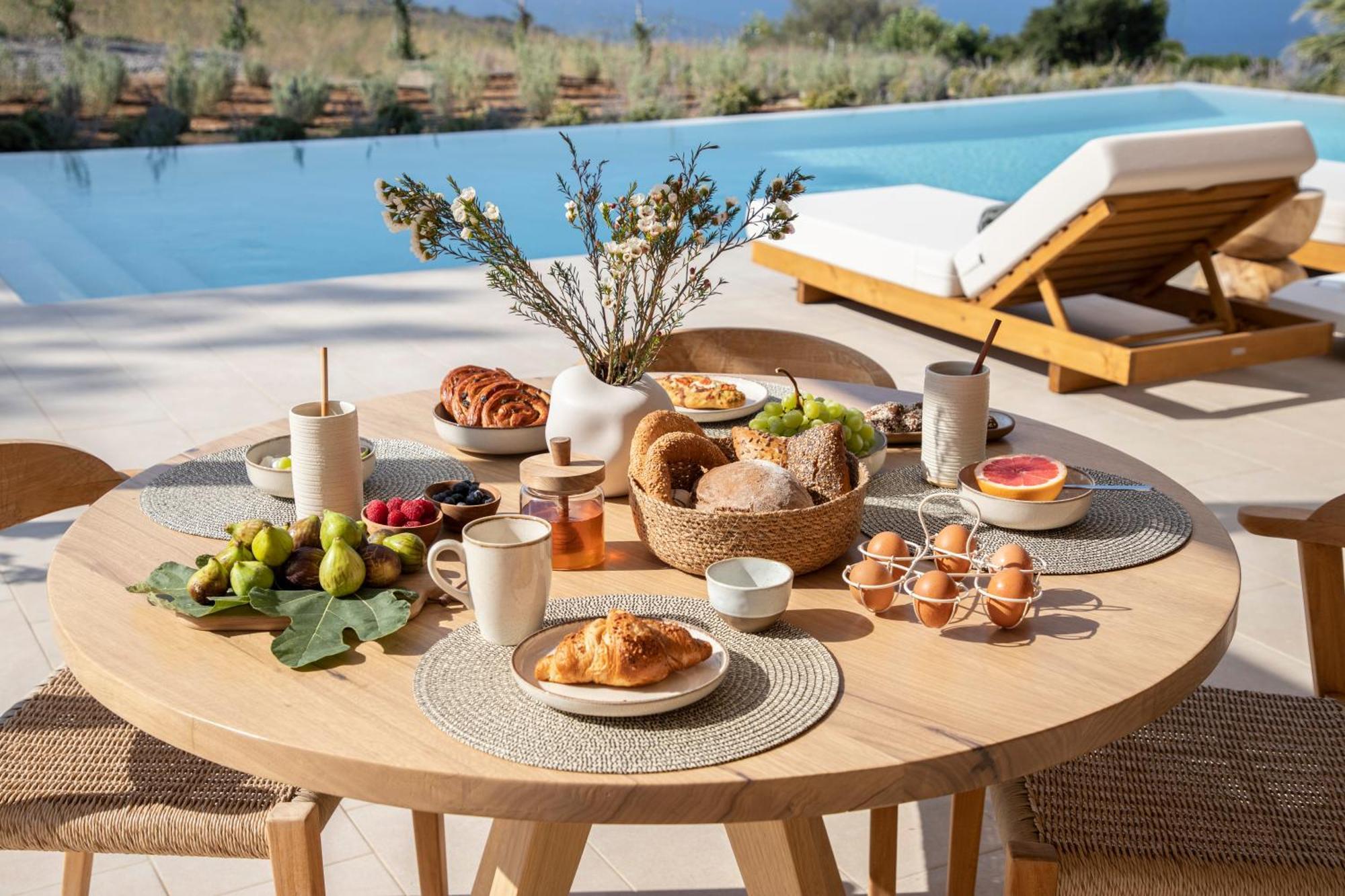 Avertosia Luxury Villas Argostoli  Eksteriør billede