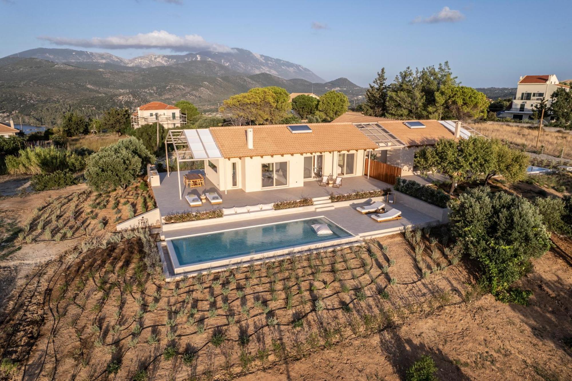 Avertosia Luxury Villas Argostoli  Eksteriør billede
